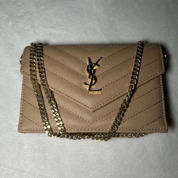 Yves Saint Laurent Beige Quilted Chain Clutch - Picture 1 of 4